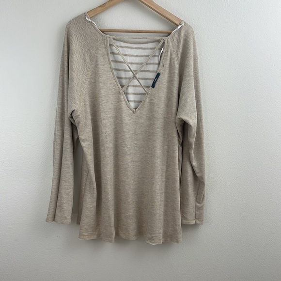 TART REVERSIBLE WHITE AND TAN LONG SLEEVE STRIPE V-NECK BACK SIZE 3X BRAND NEW - Picture 7 of 10